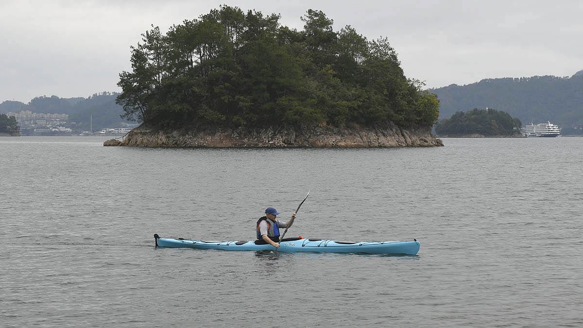 Lekker Peregrine kayak, photo 11 of 25